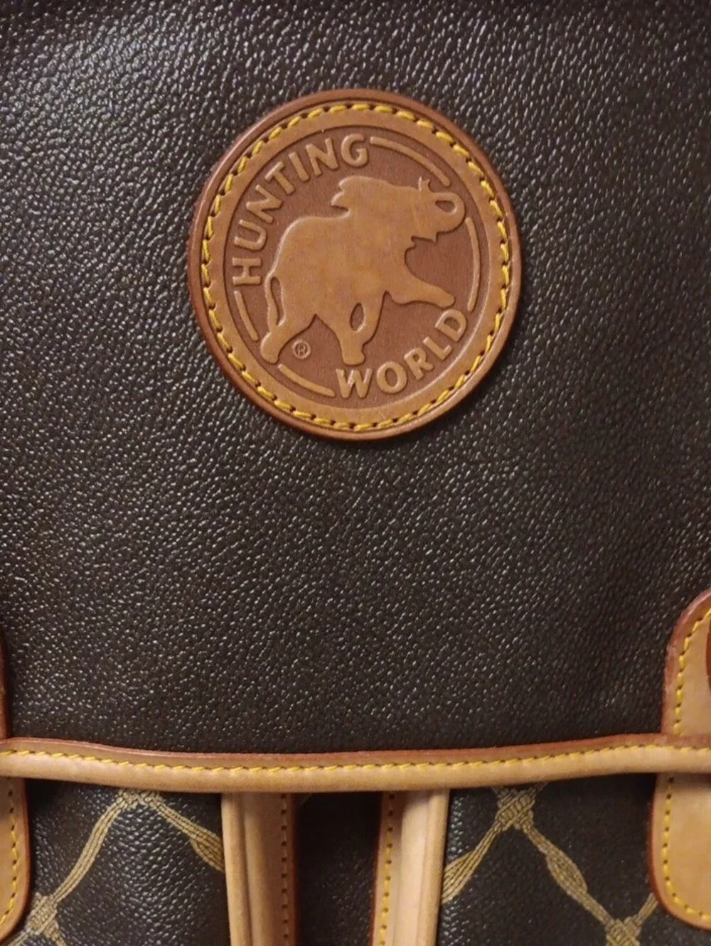 Brown Leather HUNTING WORLD Messenger Bag